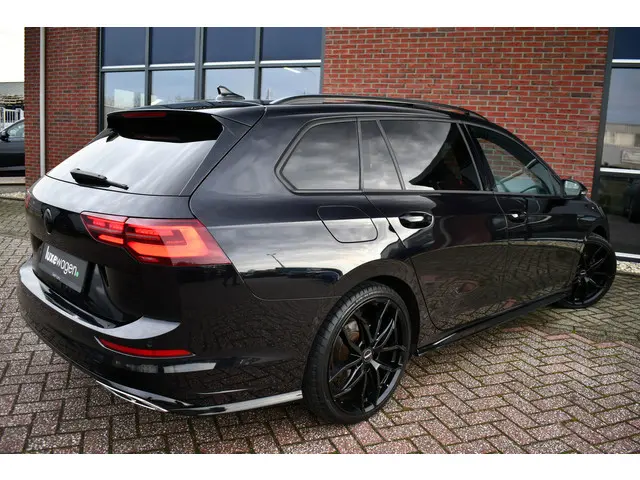 Volkswagen Golf Variant 1.5 eTSI R-Line 2021 Benzine 82