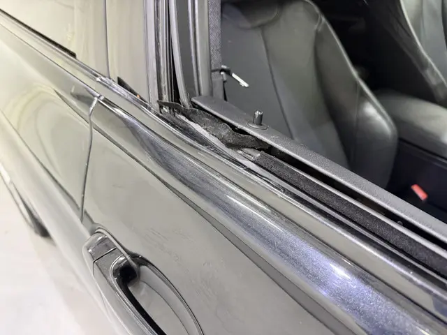 BMW 3 Serie Touring 318i M Sport Aut8 2019 Benzine 51