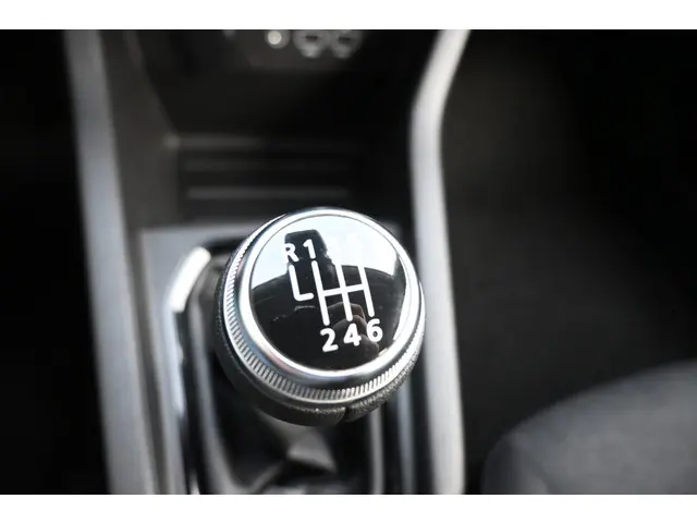 Renault Clio 1.0 TCe Zen 2022 Benzine 27