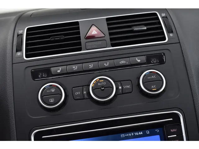 Volkswagen Touran 1.4 TSI Highline 7p. 2012 Benzine 15