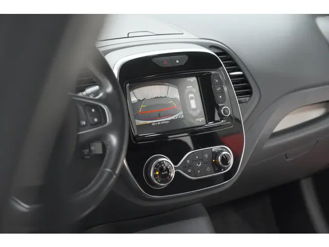 Renault Captur TCe 150 EDC Intens 2019 Benzine 17