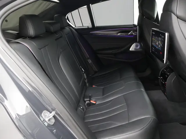 BMW M5 COMPETITION 740 PK FACELIFT MODEL 2020 Benzine 16