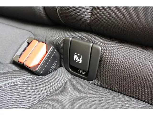 Volvo C40 Recharge Ultimate 69 kWh 2022 Elektrisch 16