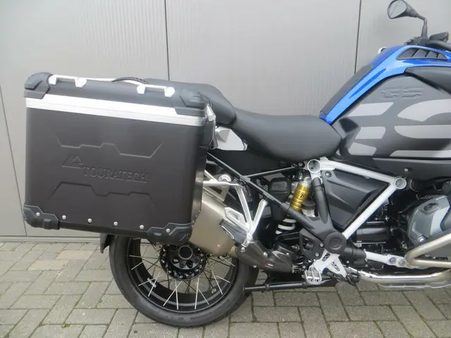 BMW R 1250 GS Adventure Rallye 2024 Benzine 6