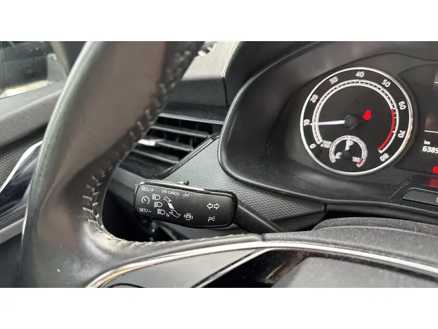 Škoda Scala 1.0 TSI Ambition 2022 Benzine 19