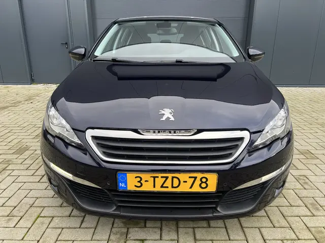 Peugeot 308 2