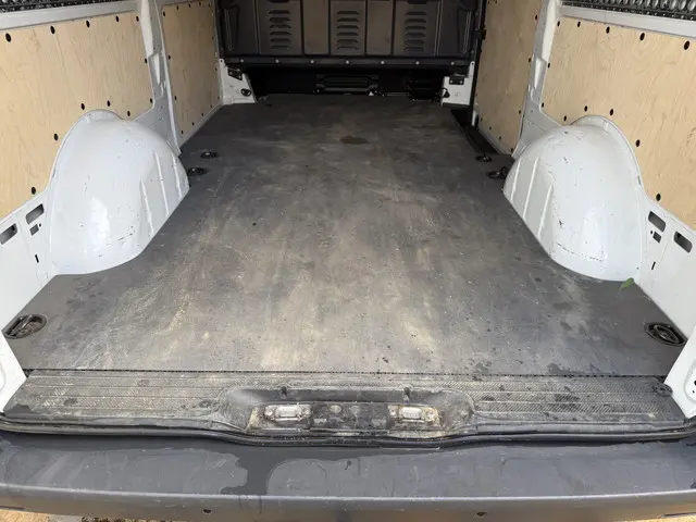 Mercedes-Benz Vito 114 2.1 CDI 2021 Diesel 15