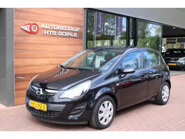 Opel Corsa 1.2-16V Berlin 2014 Benzine