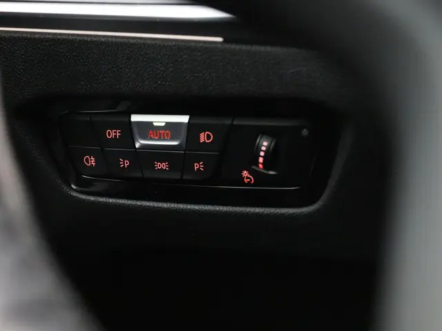 BMW 3 Serie Sedan M340i xDrive 2023 Benzine 21