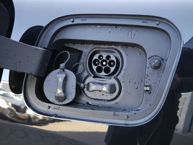 Leapmotor C10 REEV Design 28.4 kWh 2025 Hybride Benzine 12