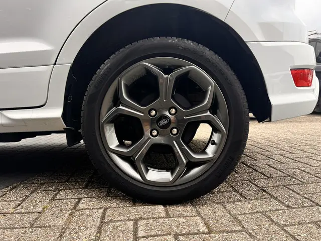 Ford EcoSport 1.0 EcoBoost ST-Line 2020 Benzine 4