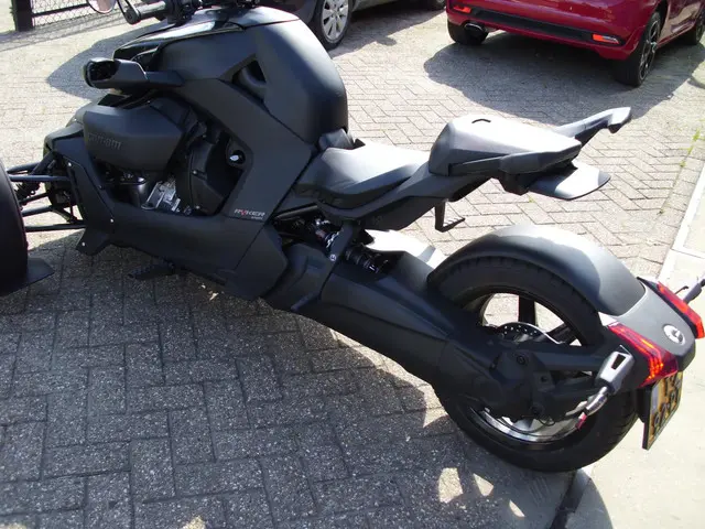 Can-Am Ryker Tour 900 2023 Benzine 8