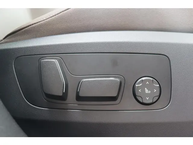 BMW X3 30e xDrive 2025 Hybride Benzine 12