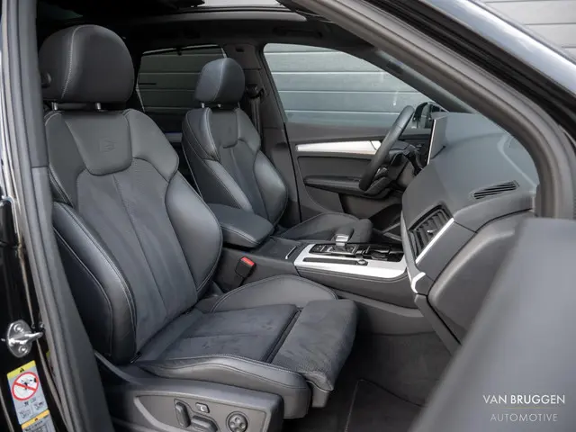 Audi Q5 55 TFSI e S-Line 2022 Hybride Benzine 21