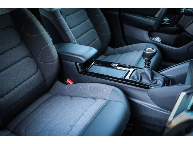 Citroën C4 1.2 Puretech Business Plus 2021 Benzine 18