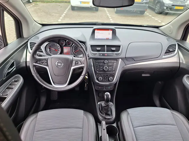 Opel Mokka 1.6 Selection TREKHAAK 2016 Benzine 17