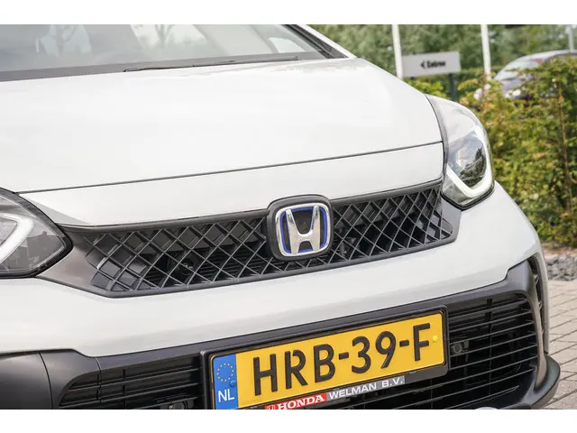 Honda Jazz 1.5i e:HEV ADVANCE 2024 Hybride Benzine 32