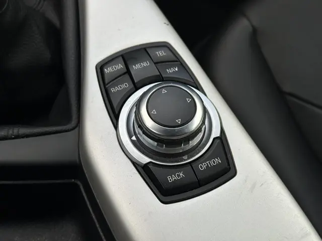 BMW 1 Serie 114i Business+ 2013 Benzine 20