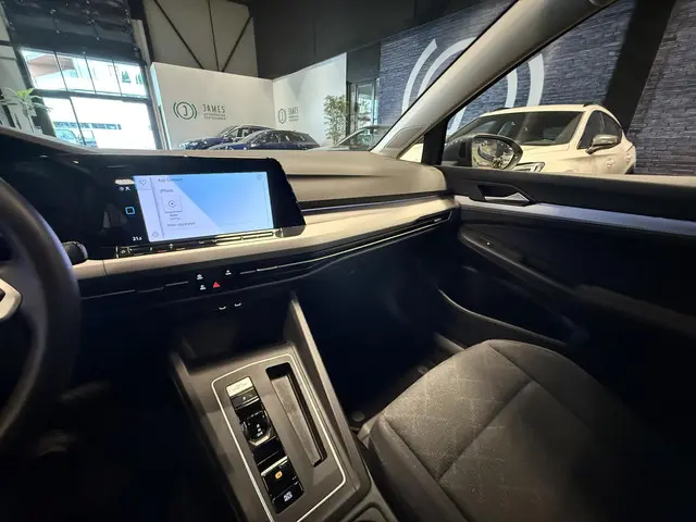 Volkswagen Golf 1.0 eTSI Life Business 2024 Benzine 21