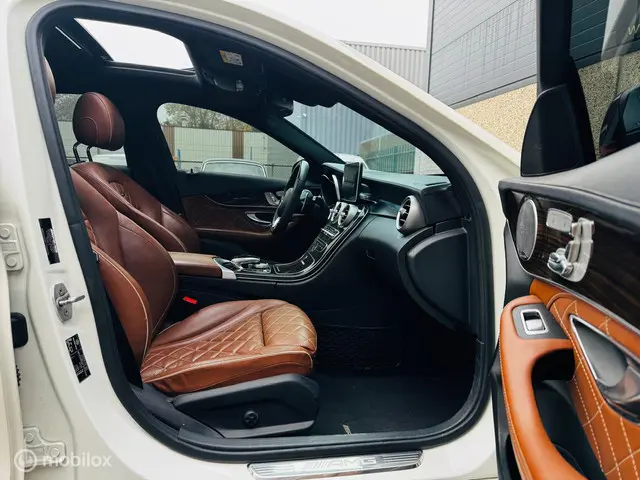 Mercedes-Benz C-Klasse AMG 63 S Edition 1 2015 Benzine 15