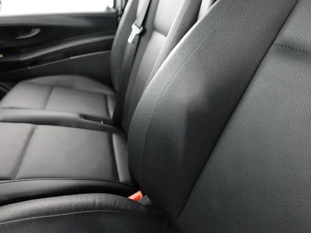Mercedes-Benz Vito 114 CDI Lang 2023 Diesel 26