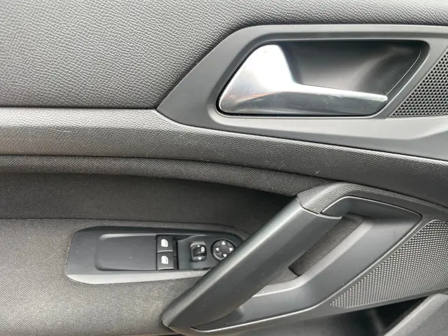 Peugeot 308 1.2 VTi Blue Lease 2014 Benzine 11