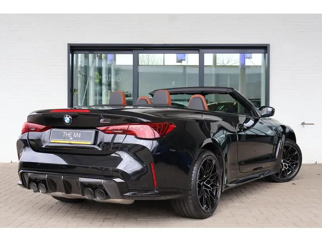 BMW M4 Cabrio Competition 2026 Benzine 2