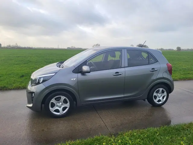 Kia Picanto 2023 27.615km 5drs 2023 Benzine 13