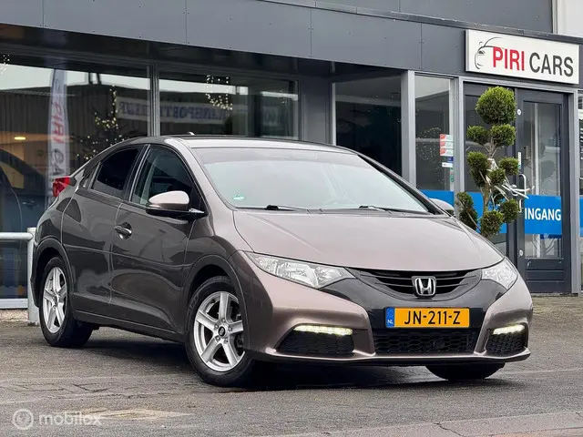 Honda Civic 1.8 Comfort 2012 Benzine