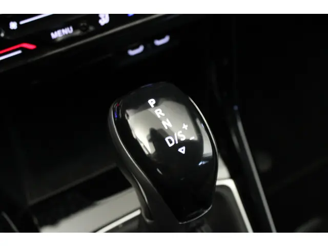 Volkswagen T-Cross 1.0 TSI Life Edition 2024 Benzine 17