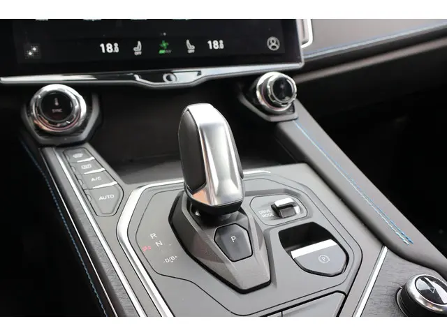 Lynk & Co 01 1.5 2023 Hybride Benzine 29