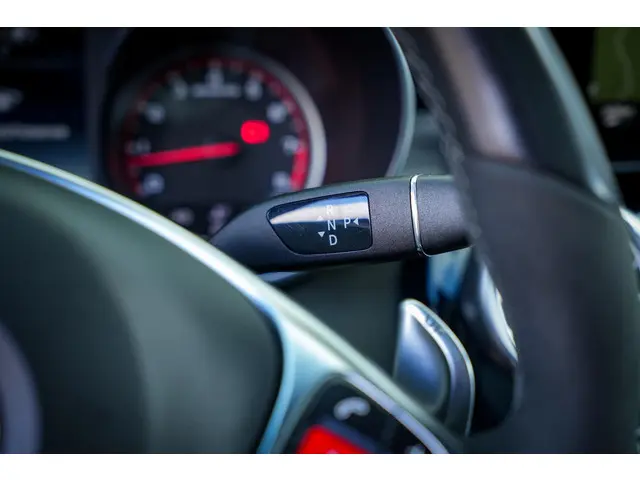 Mercedes-Benz C-Klasse Estate AMG 63 S 2015 Benzine 15