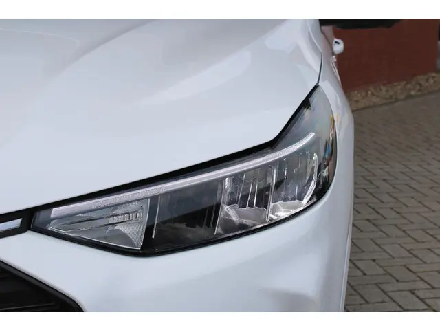 Ford Kuga 2.5 PHEV ST-Line X 2024 Hybride Benzine 11
