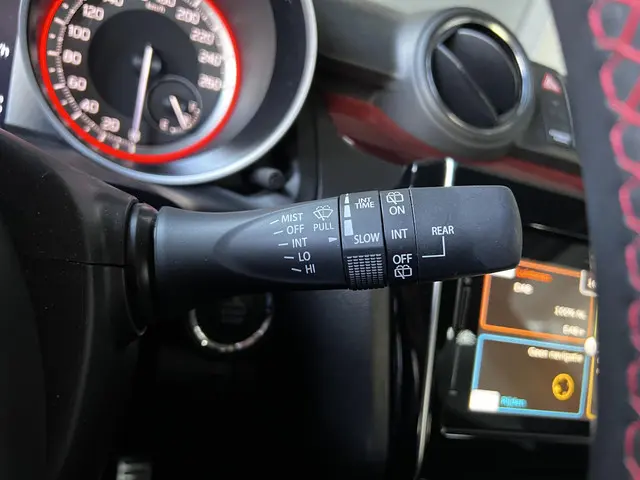 Suzuki Swift 1.4 Sport Smart Hybrid 2021 Benzine 37
