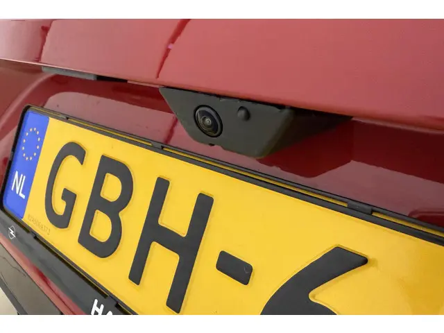 Opel Astra 1.6 Hybrid Level 4 2024 Hybride Benzine 7