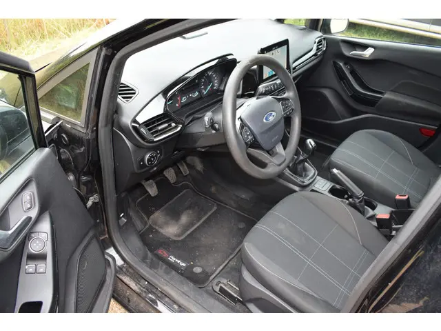 Ford Fiesta 1.1 Trend 2018 Benzine 27