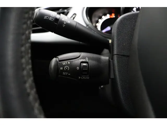 DS DS 3 1.2 PureTech Chic 2015 Benzine 19