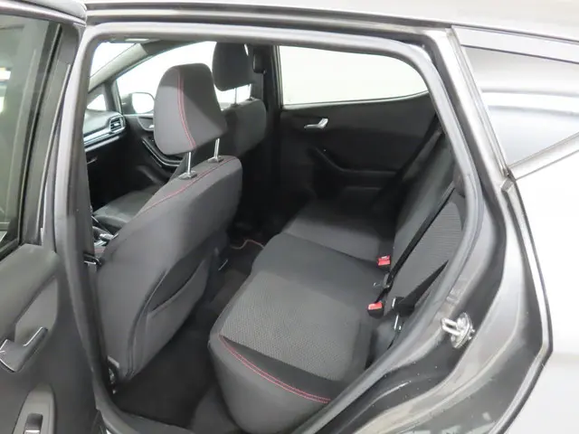 Ford Fiesta 1.0 EcoBoost ST-Line 2020 Benzine 6