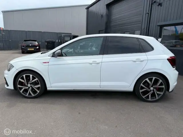 Volkswagen Polo 2.0 TSI GTI 2018 Benzine 3