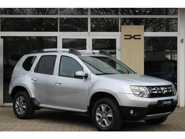 Dacia Duster 1.2 TCe 4x2 Blackshadow 2017 Benzine 6