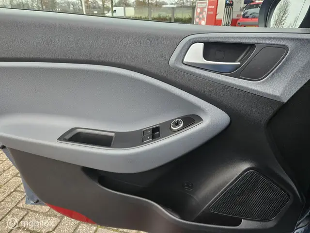 Hyundai i20 1.4i i-Vision 2015 Benzine 17