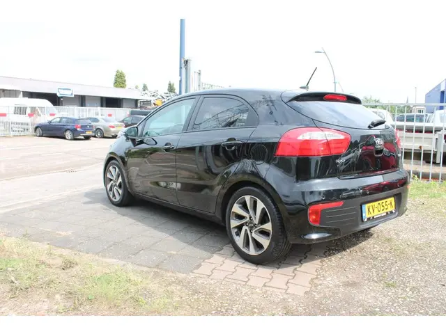 Kia Rio 1.2 CVVT ExecutiveLine 2016 Benzine 4