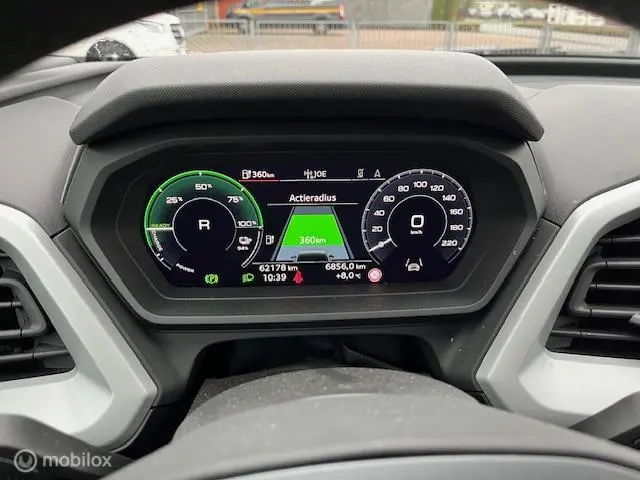 Audi Q4 e-tron 40 S edition 77 kWh 2023 Elektrisch 16