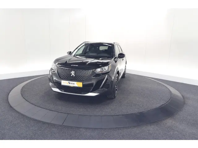 Peugeot 2008 PureTech 130 Allure Pack 2023 Benzine 67