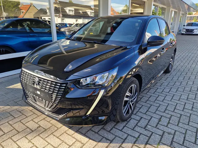 Peugeot 208 1.2 PureTech 100 Allure 2023 Benzine 24