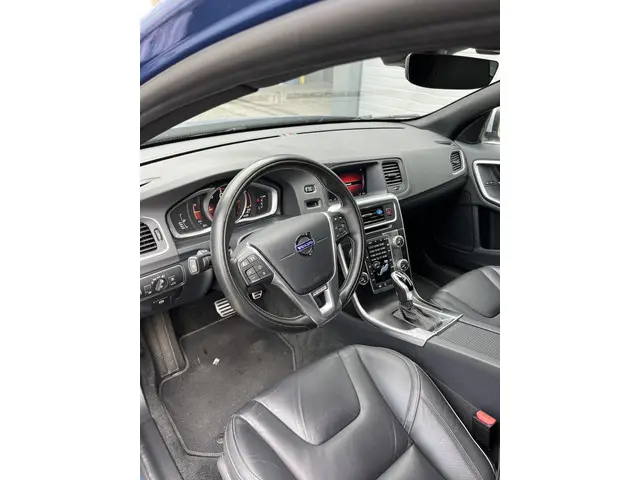 Volvo V60 2.0 D4 Business Sport 2018 Diesel 11