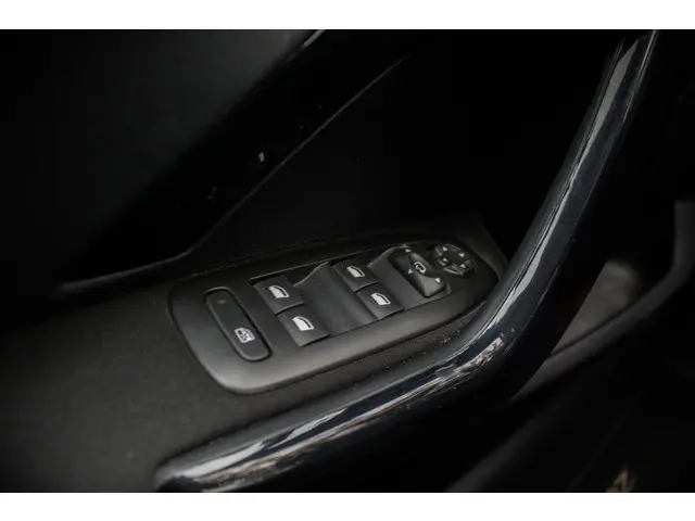 Peugeot 2008 1.2 PureTech Active 2019 Benzine 22
