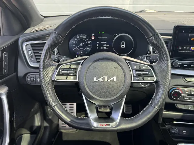 Kia ProCeed 1.5 T-GDI GT-LINE 2023 Benzine 6