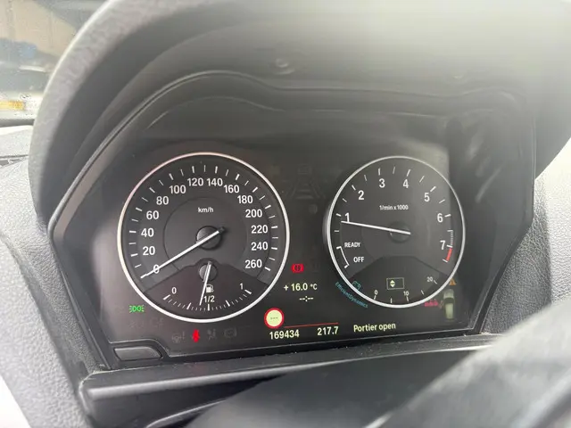 BMW 1 Serie 116i EDE High Executive 2013 Benzine 14