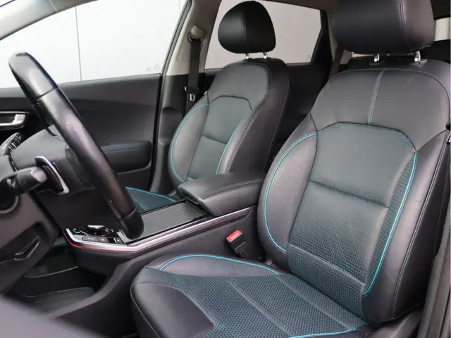 Kia e-Niro ExecutiveLine 64 kWh 2019 Elektrisch 4